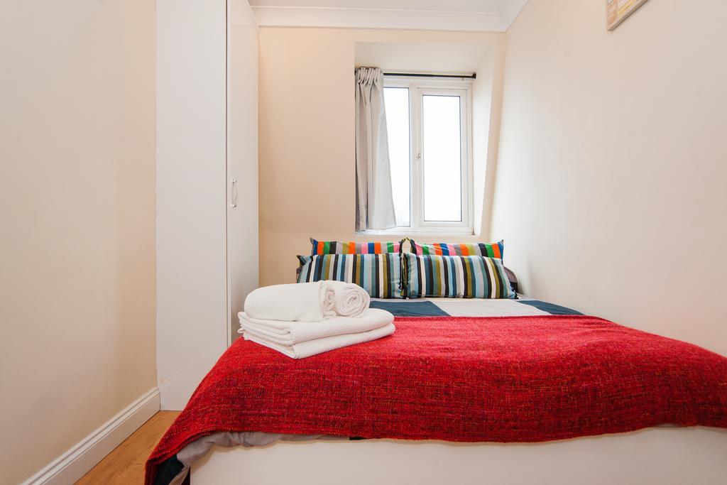 Kings Cross Apartment London Szoba fotó